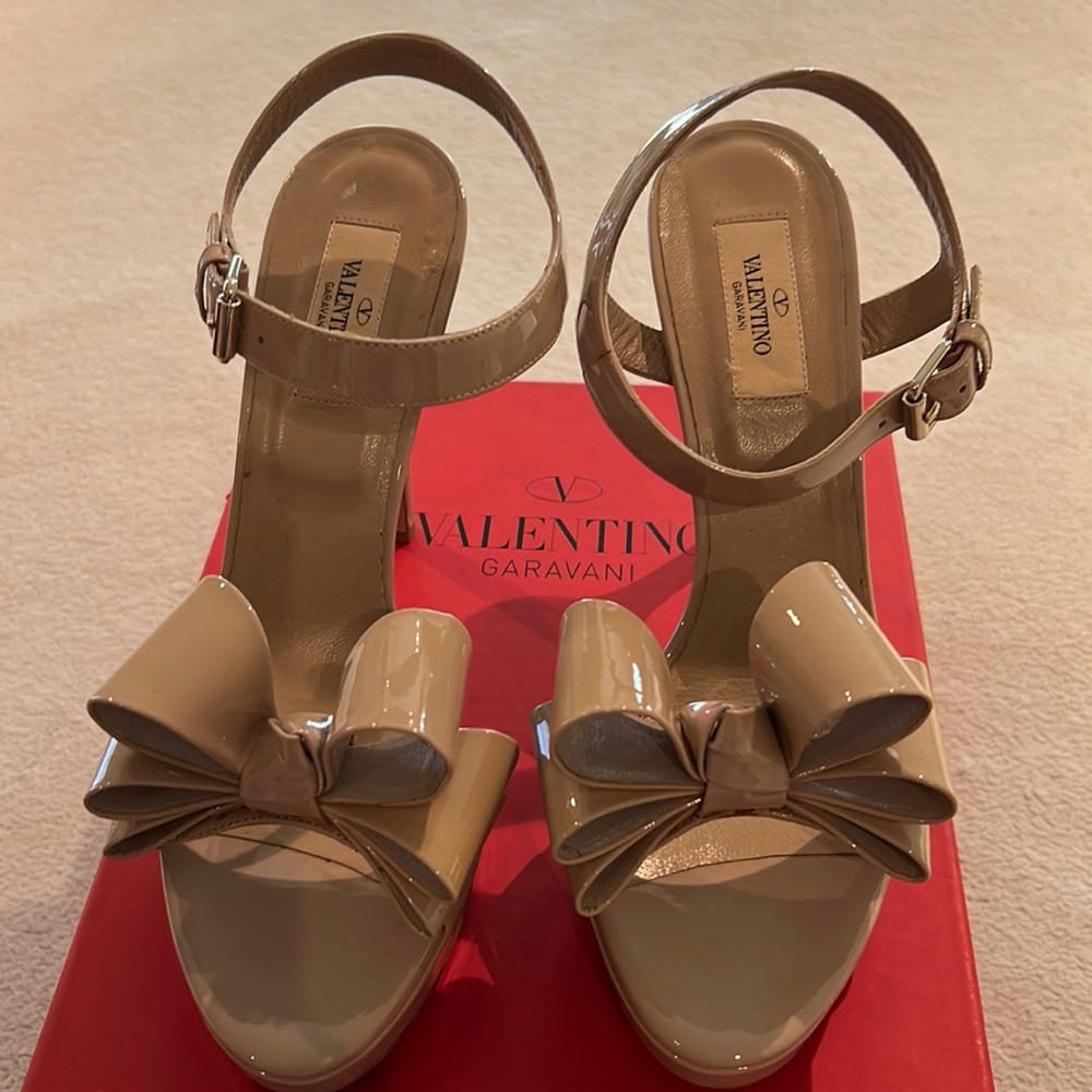 Womens sandals